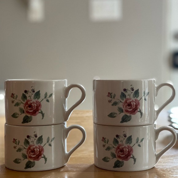 ☕️🌹 Vintage Pfaltzgraff Garden Trellis Cups And Saucers Set ☕️🌹 - Picture 6 of 12